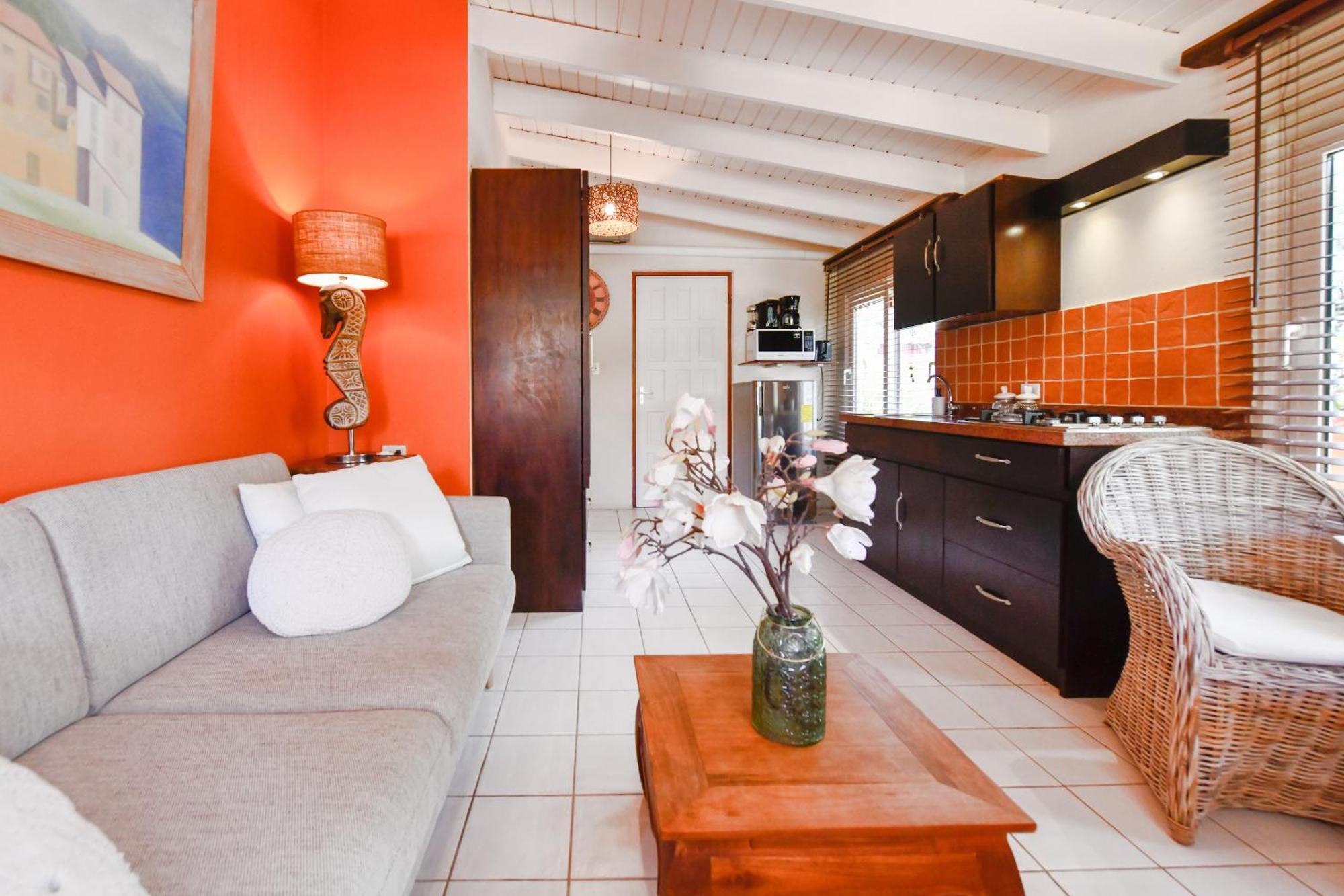 Brisas Studio Apartments (Adults Only) Palm Beach Luaran gambar